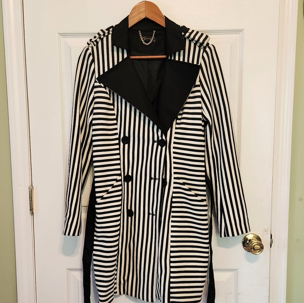 Three Seasons Maternity Black & White Striped Trench Coat Size Medium